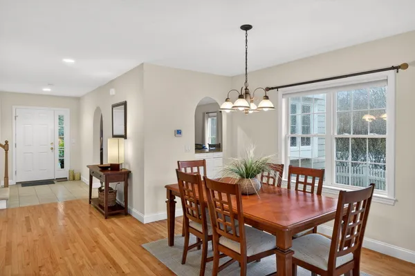 $649,500 | 5 Blue Meadow Court, Unit 5, Buzzards Bay, MA 02532