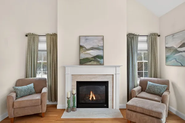 $649,500 | 5 Blue Meadow Court, Unit 5, Buzzards Bay, MA 02532