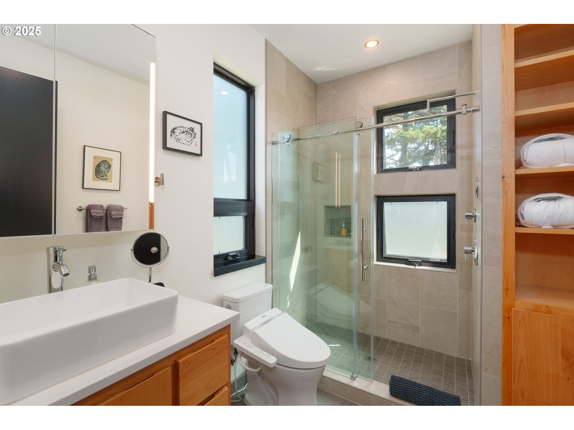 409 Jackson Street Port Orford, OR 97465 - Photo 30 of 48 a bathroom with a sink toilet and shower