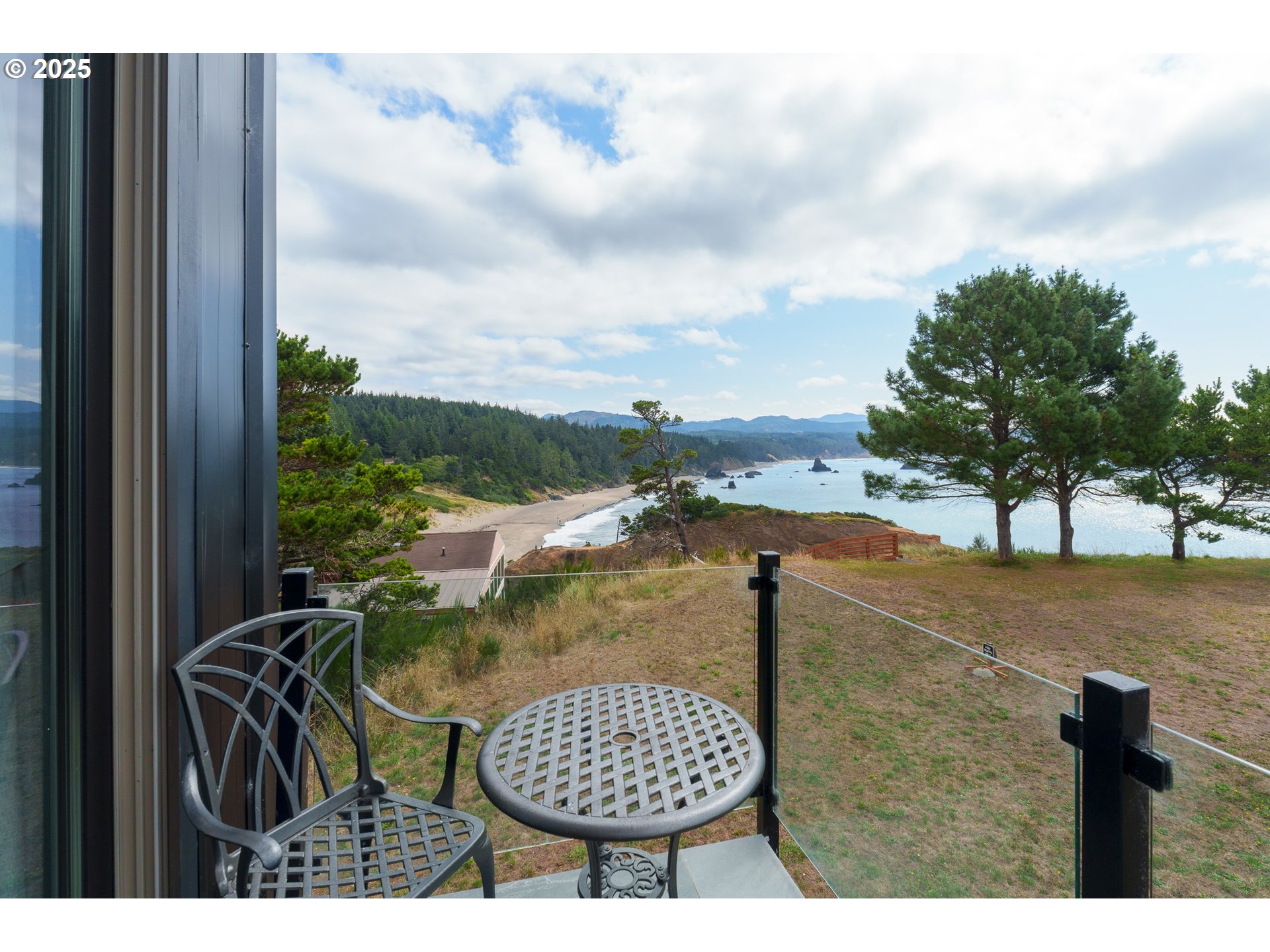 409 Jackson Street Port Orford, OR 97465 - Photo 34 of 48 a view of a balcony with an outdoor space