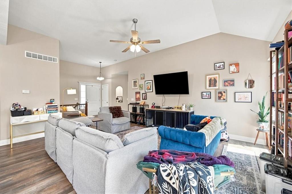 14 Southeast 230th Road Warrensburg, MO 64093 - Photo 6 of 30 Gallery Image 6