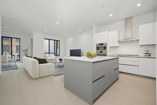 $6,250 | 323 South Racine Avenue, Unit 3C, Chicago, IL 60607