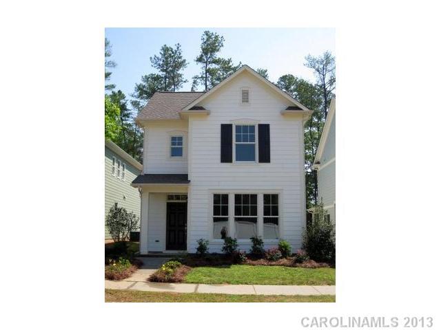 3450 Richard's Crossing Fort Mill, SC 29708 - Photo 1 of 1 a front view of a house with a yard