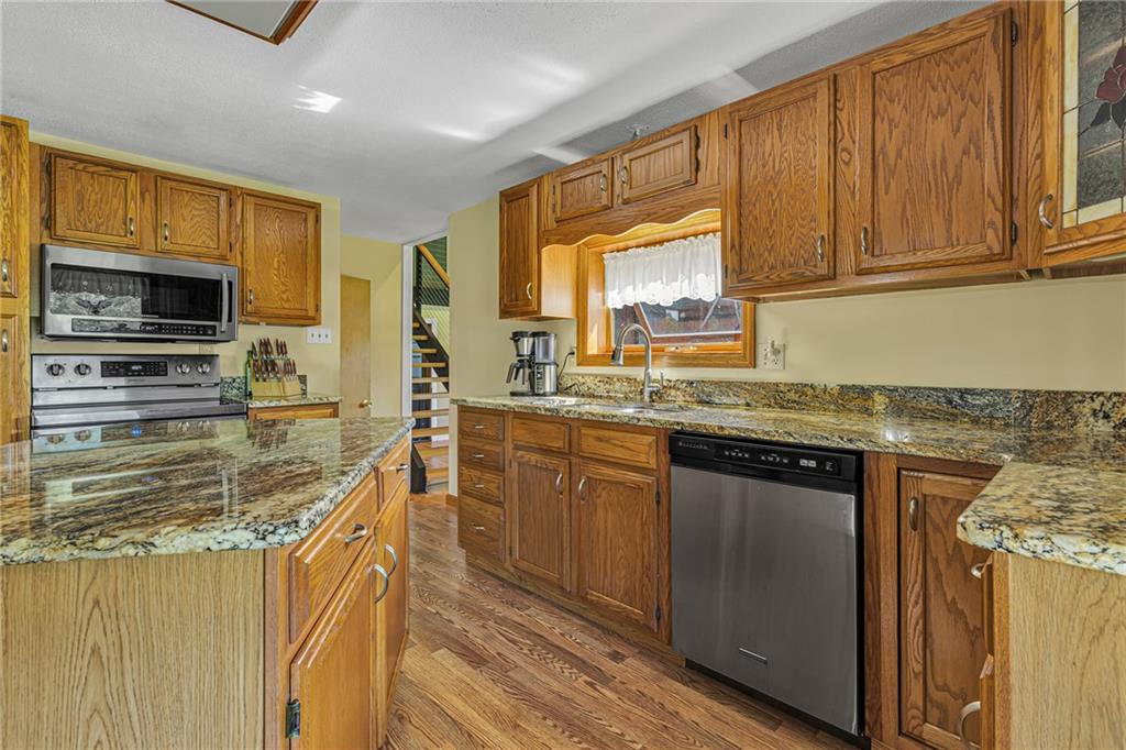 2085 Frew Mill Road New Castle, PA 16101 - Photo 11 of 49