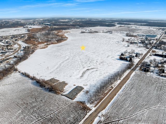 3700 Luxemburg Road Green Bay, WI 54229 - Photo 4 of 60