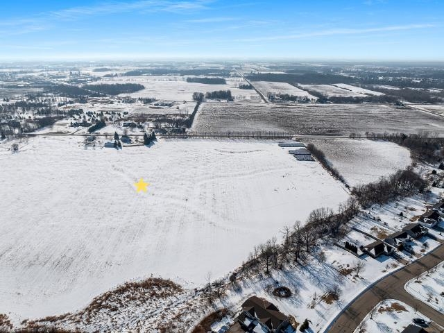 3700 Luxemburg Road Green Bay, WI 54229 - Photo 7 of 60