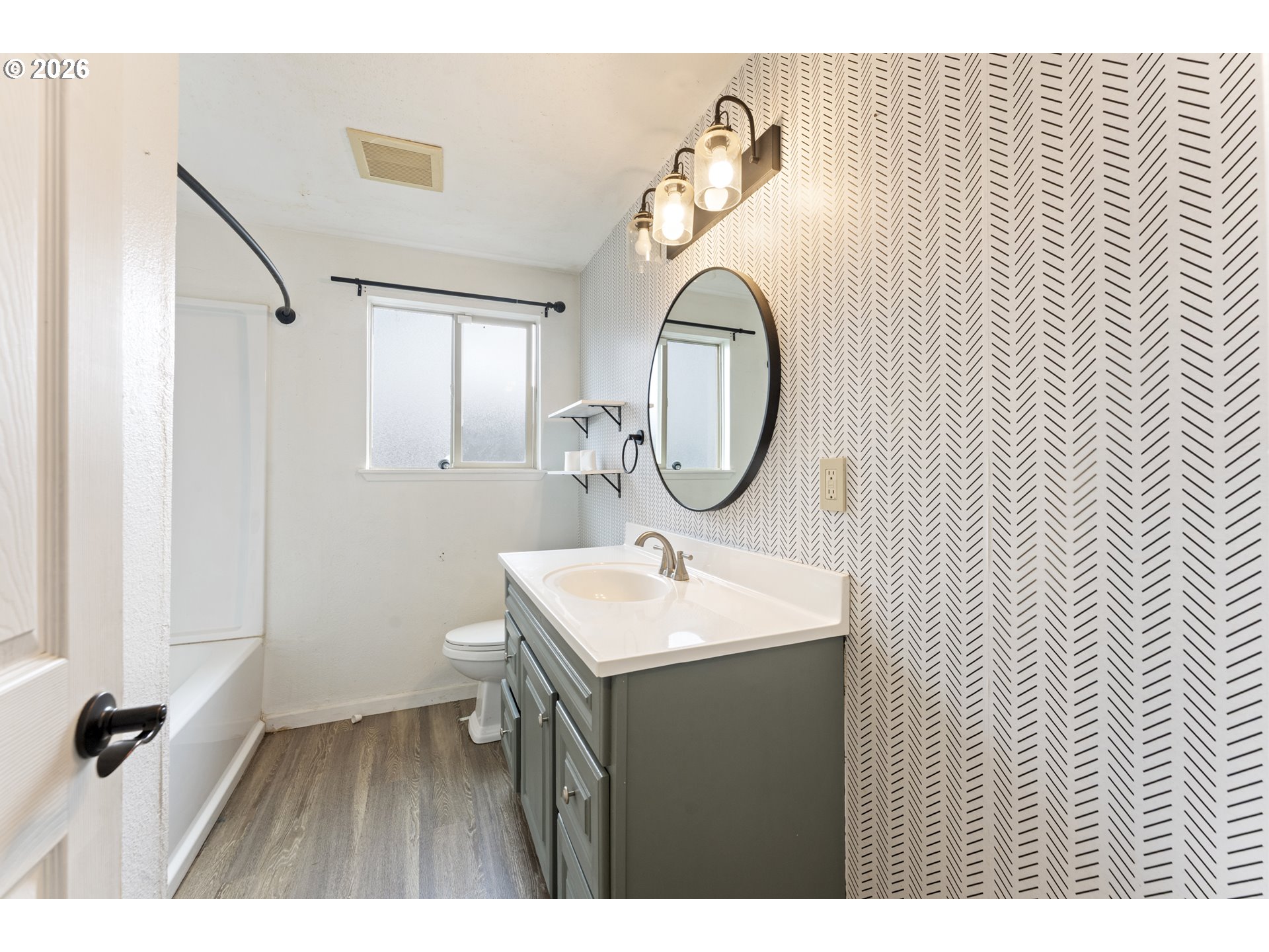 455 Crona Street Junction City, OR 97448 - Photo 14 of 32