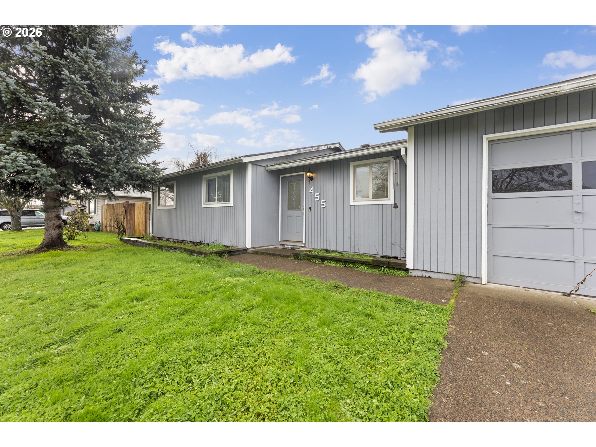 455 Crona Street Junction City, OR 97448 - Photo 4 of 32