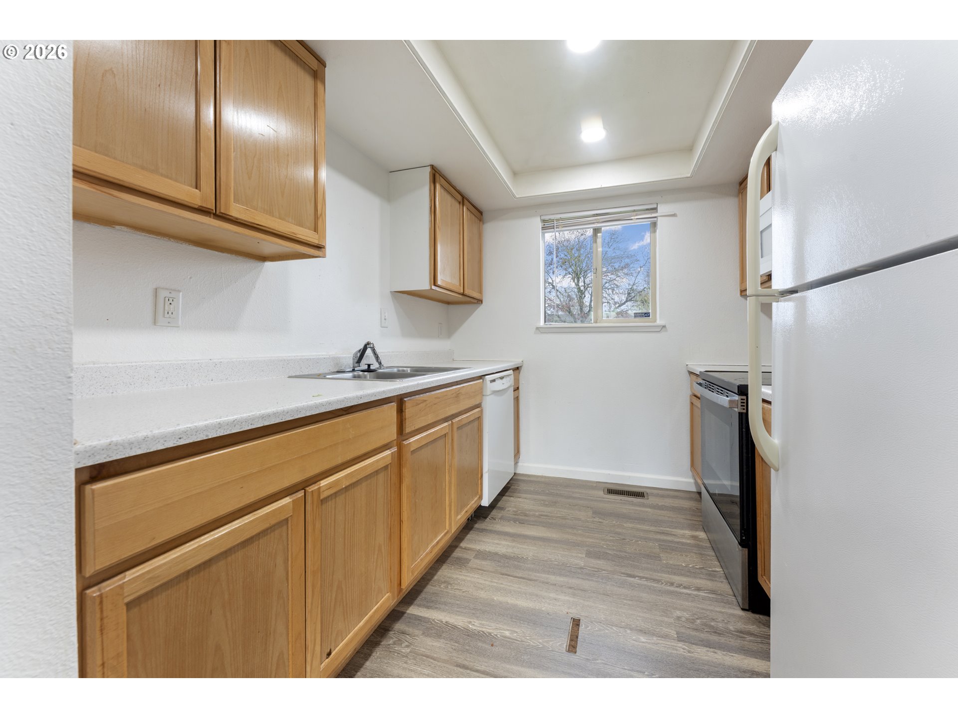 455 Crona Street Junction City, OR 97448 - Photo 6 of 32