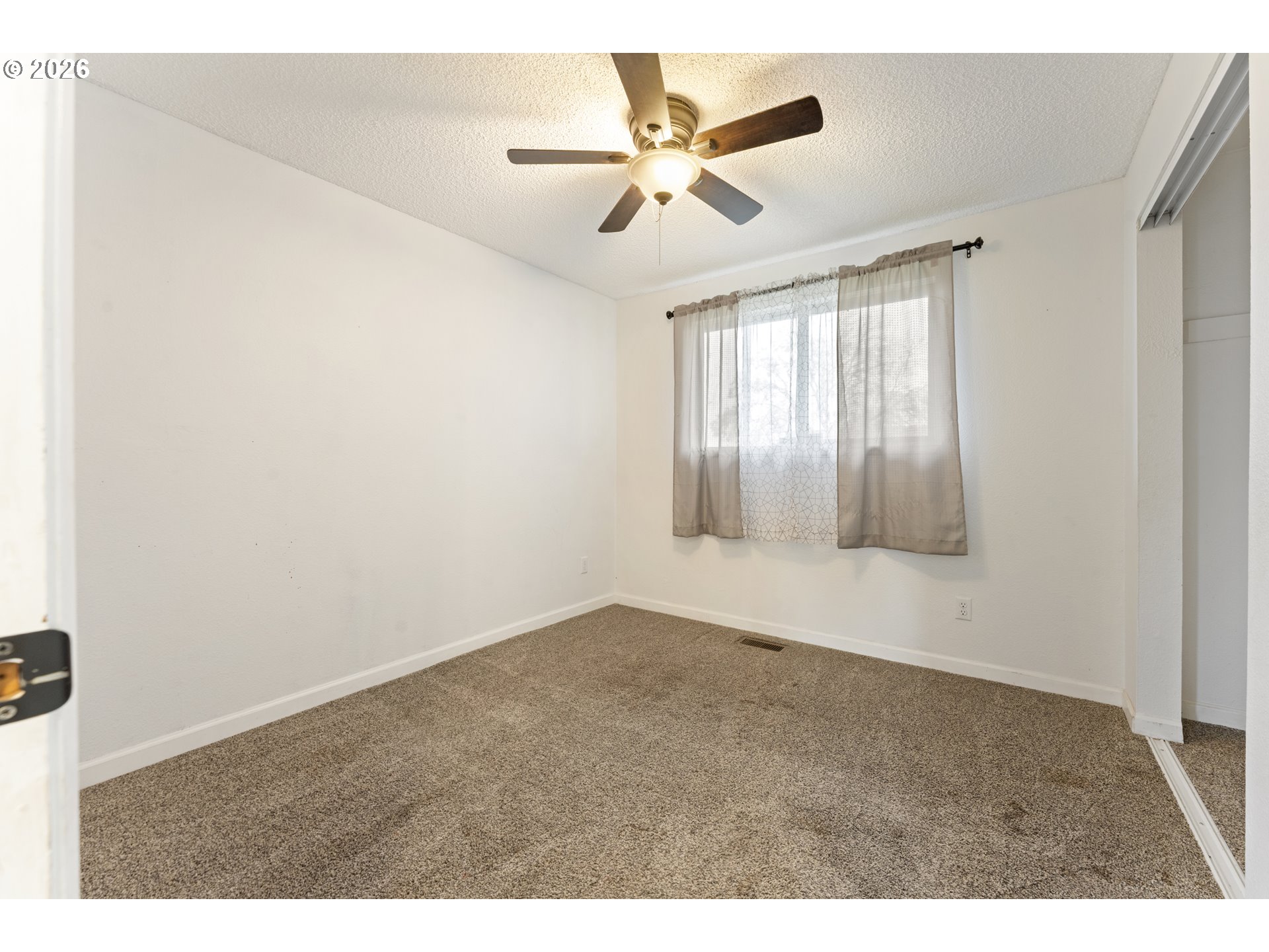 455 Crona Street Junction City, OR 97448 - Photo 9 of 32