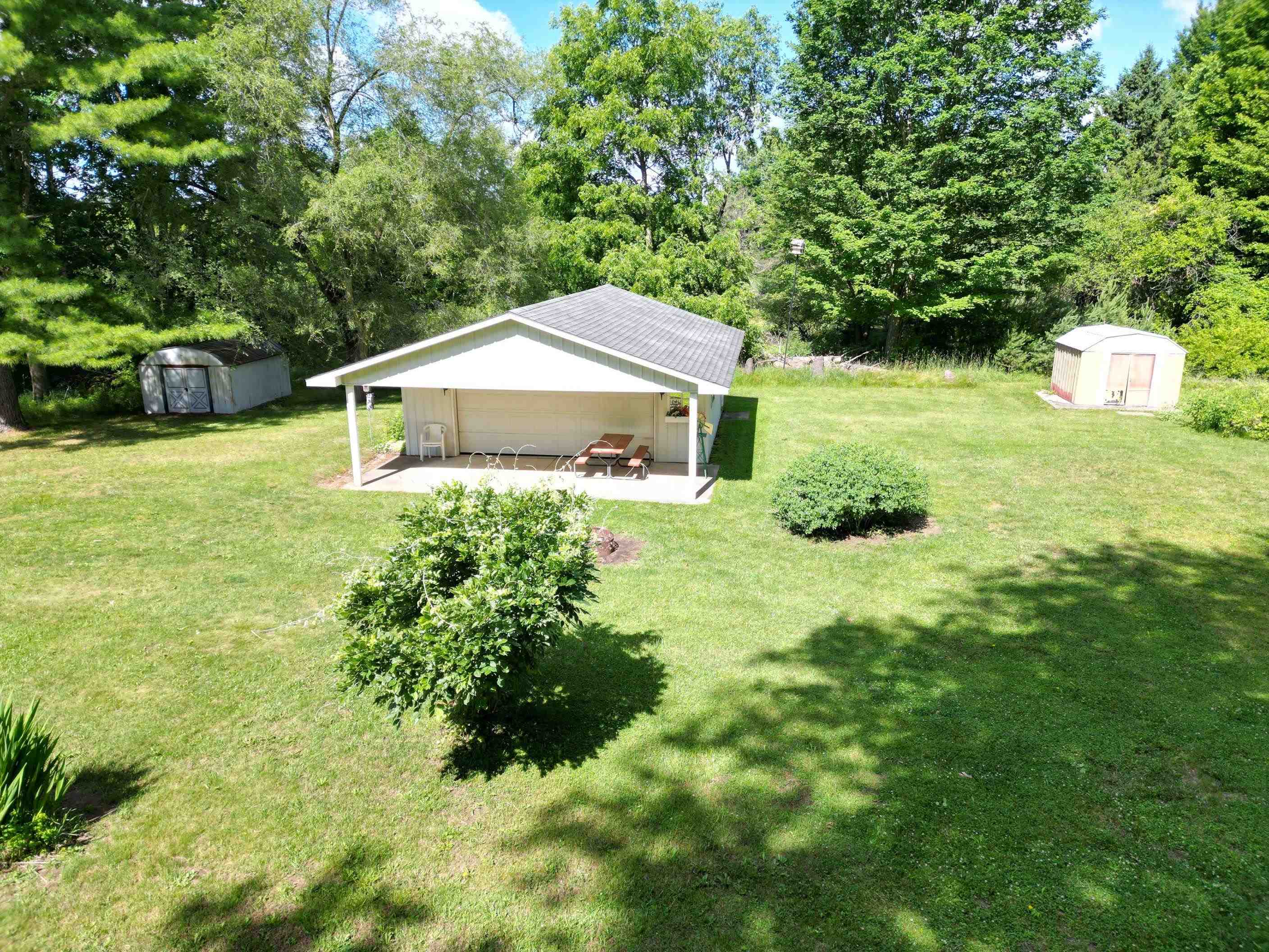 7099 North Henderson Road Davison, MI 48423 - Photo 39 of 55