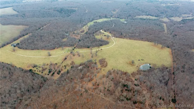 $1,375,000 | 12765 Buckeye Road, Crocker, MO 65452