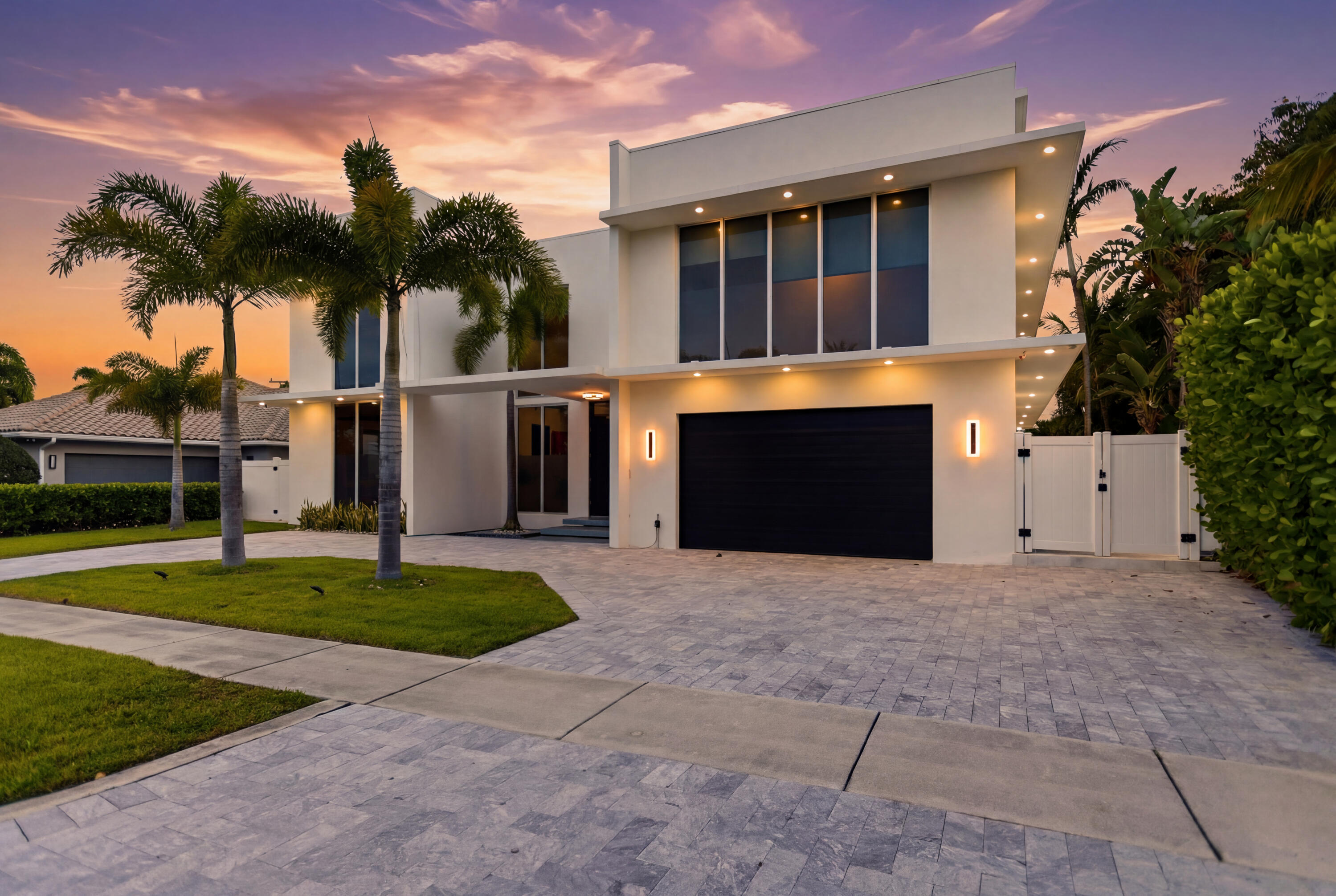284 Northeast 7th Street Boca Raton, FL 33432 - Photo 2 of 56 284 NE 7th Street-76091634