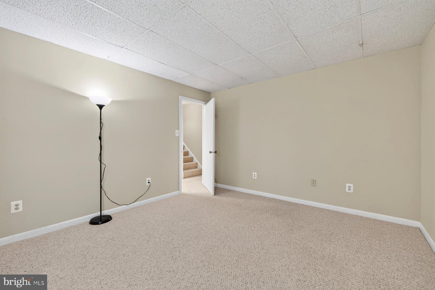 8537 Hooes Road Springfield, VA 22153 - Photo 23 of 30 a view of an empty room