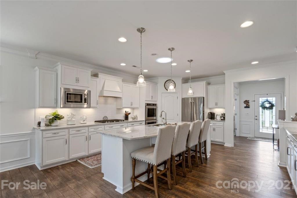 2374 Currant Street Fort Mill, SC 29715 - Photo 8 of 33 Gallery Image 8