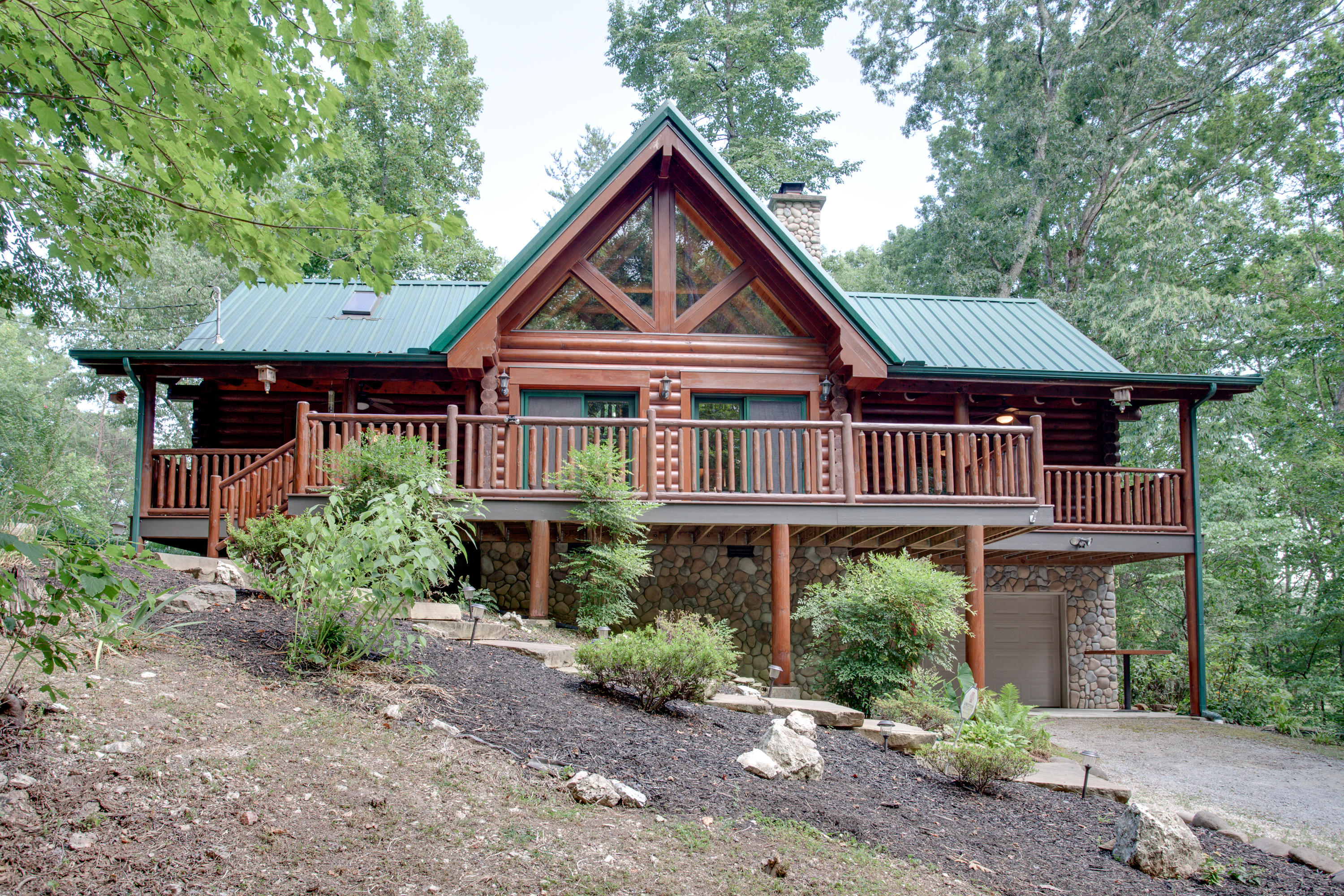 105 Reservoir Road Norris, TN 37828 - Photo 1 of 39 001200720-6-105ReservoirRdNorrisTN-SMALL