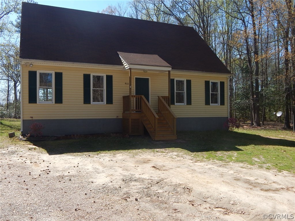 405 Smithfield Road St. Stephens Church, VA 23148 - Photo 1 of 28 Gallery Image 1