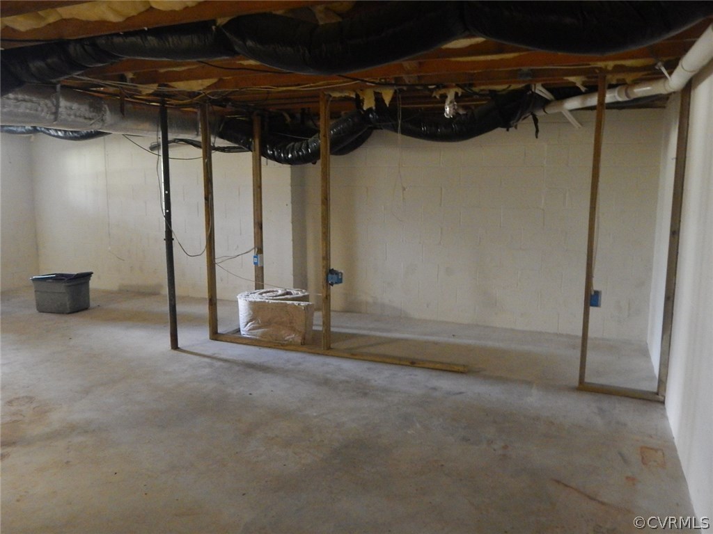 405 Smithfield Road St. Stephens Church, VA 23148 - Photo 26 of 28 Gallery Image 26