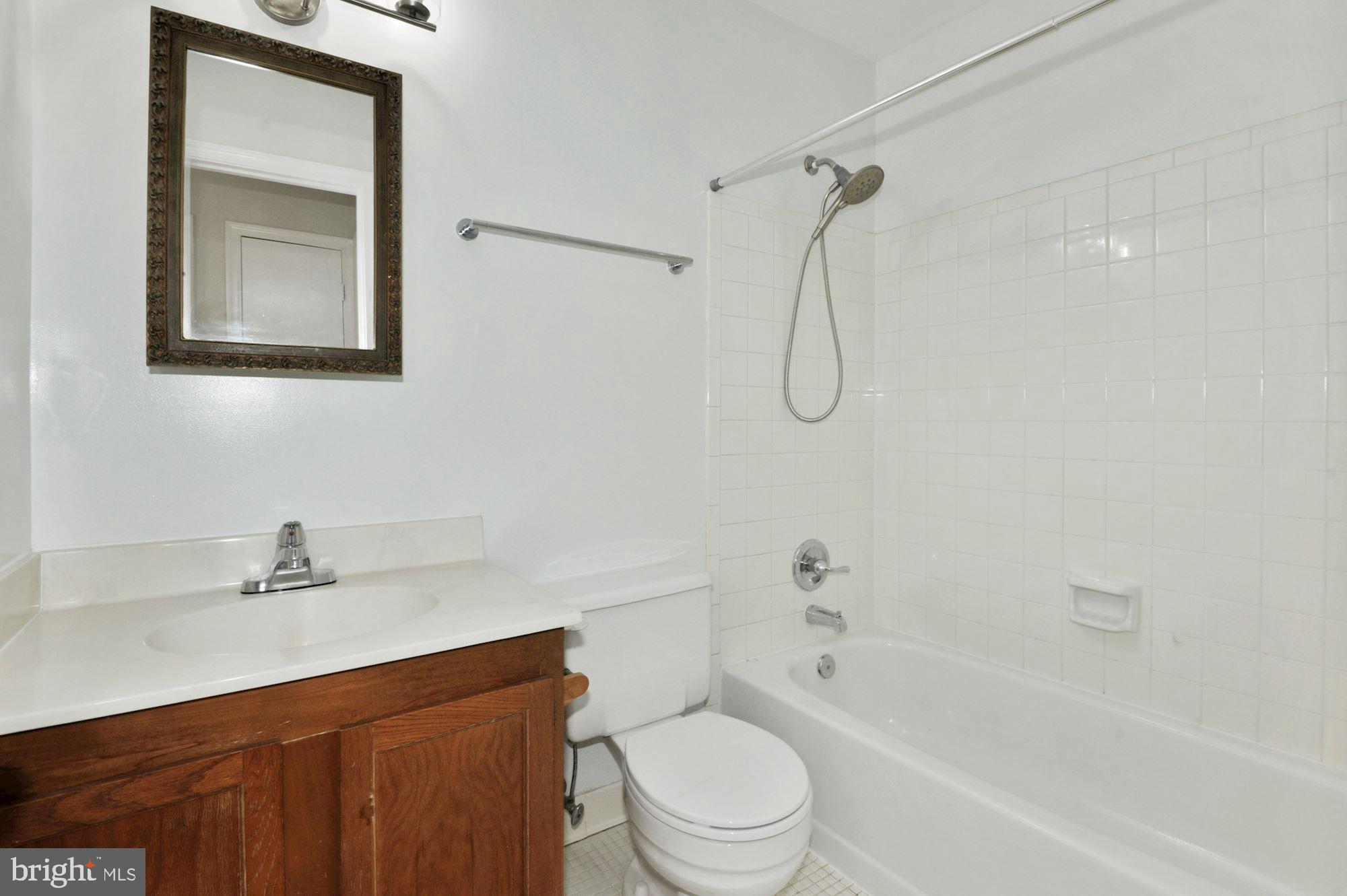 11951 Sentinel Point Court Reston, VA 20191 - Photo 18 of 42
