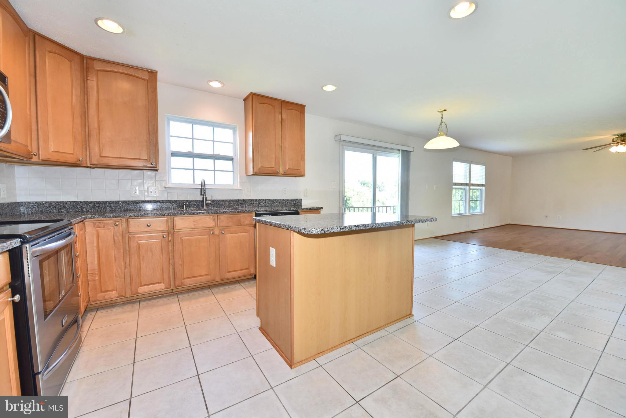 4634 Riddle Drive Baltimore, MD 21236 - Photo 6 of 25 Kitchen