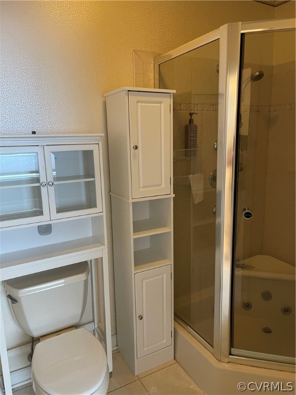 5413 Gatebridge Road Richmond, VA 23234 - Photo 12 of 16 a bathroom with a toilet and a shower