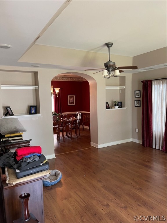 5413 Gatebridge Road Richmond, VA 23234 - Photo 5 of 16 a view of a livingroom with furniture and a ceiling fan