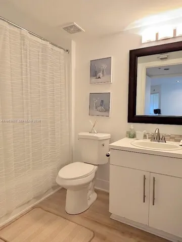 $2,275 | 460 South Park Road, Unit 6303, Hollywood, FL 33021