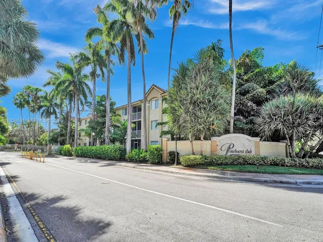 $2,275 | 460 South Park Road, Unit 6303, Hollywood, FL 33021
