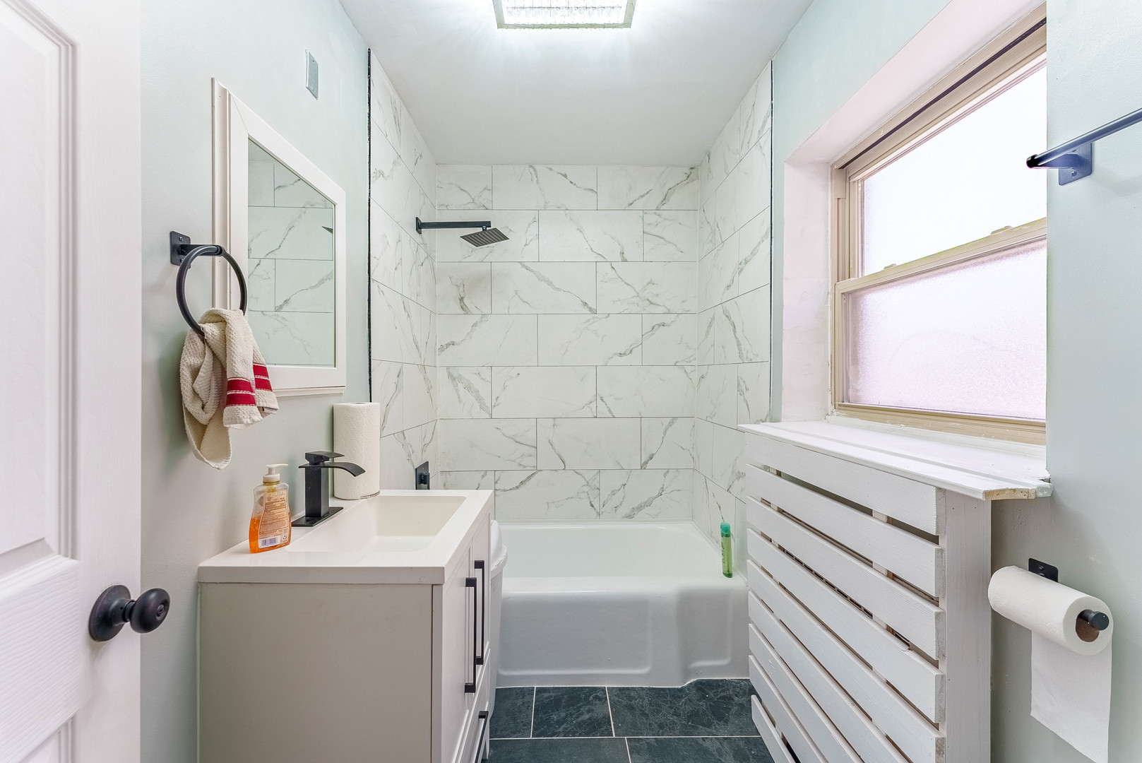 205 Custer Avenue, Unit 2 Evanston, IL 60202 - Photo 19 of 21