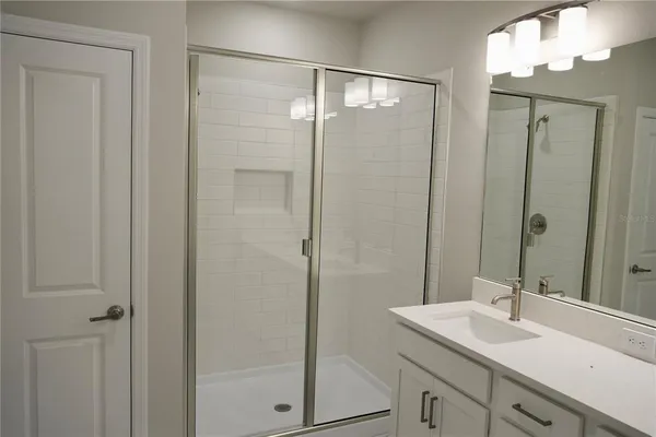$3,800 | 4329 Roush Avenue, Orlando, FL 32803