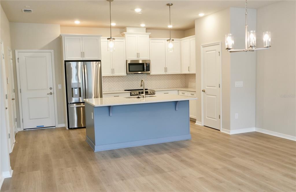 4329 Roush Avenue Orlando, FL 32803 - Photo 2 of 12