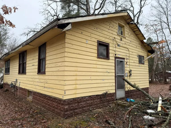 $49,900 | 690 Essex Drive, Idlewild, MI 49642