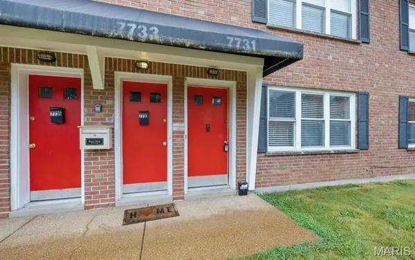 $500,000 | 7731 Wild Plum Lane, St. Louis, MO 63130