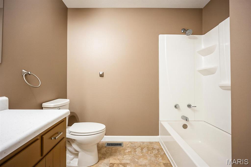 508 Franklin Avenue Troy, IL 62294 - Photo 11 of 13