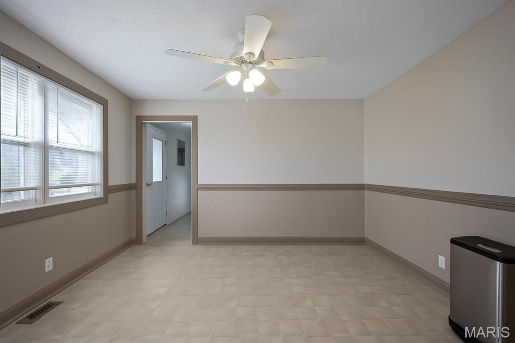 508 Franklin Avenue Troy, IL 62294 - Photo 6 of 13