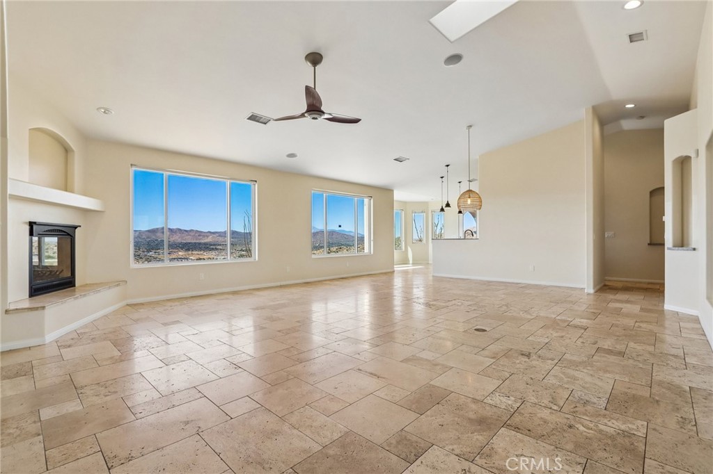 6057 Buena Suerte Road Yucca Valley, CA 92284 - Photo 7 of 75