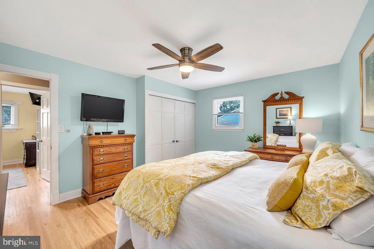 14 Amsterdam Road Hamilton, NJ 08620 - Photo 23 of 38 Gallery Image 23