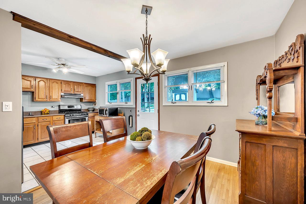 14 Amsterdam Road Hamilton, NJ 08620 - Photo 10 of 38 Gallery Image 10