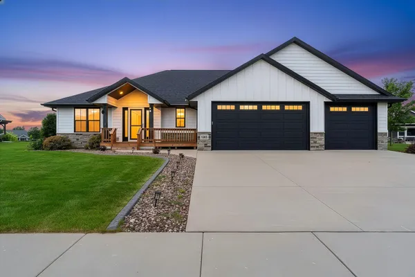 $639,900 | 1625 Drusillas Way, Green Bay, WI 54313