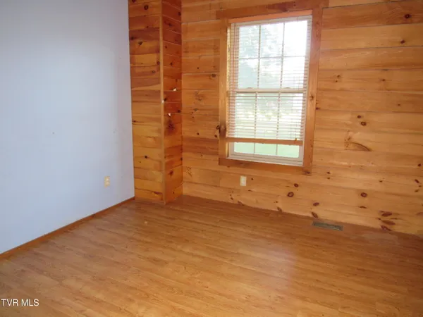 $202,500 | 173 Price Road, Johnson City, TN 37604