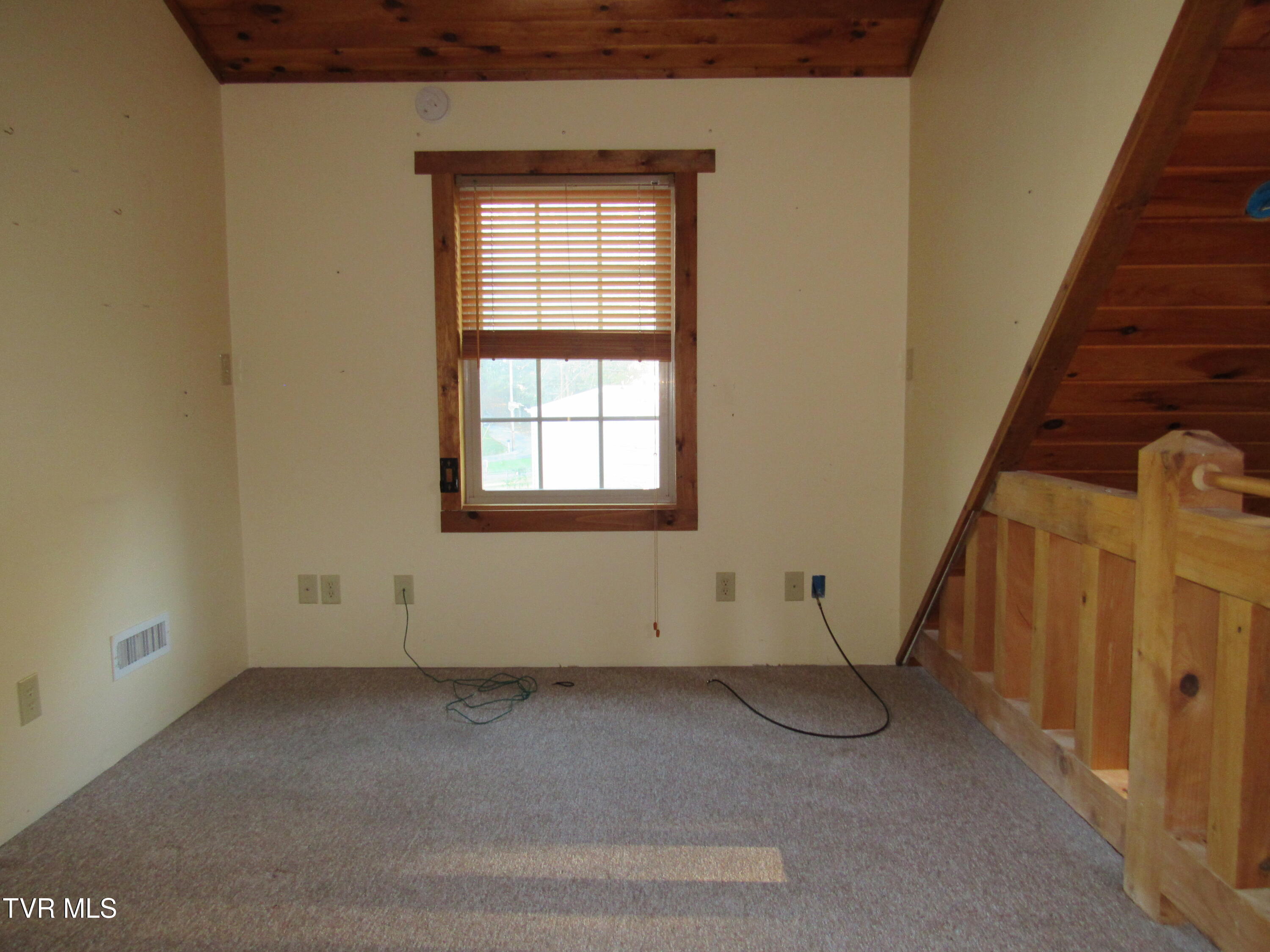 173 Price Road Johnson City, TN 37604 - Photo 16 of 34 IMG_5391