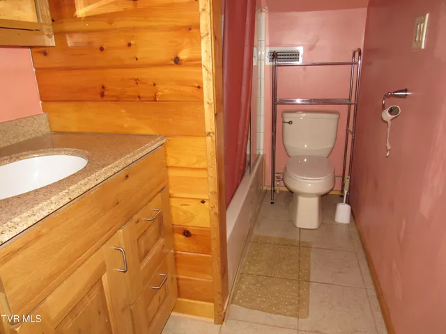 $213,750 | 173 Price Road, Johnson City, TN 37604