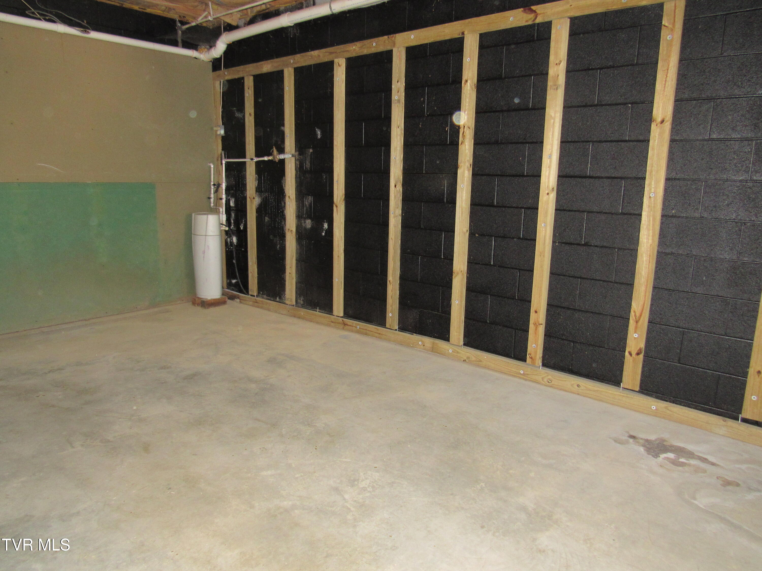 173 Price Road Johnson City, TN 37604 - Photo 32 of 43 IMG_5315