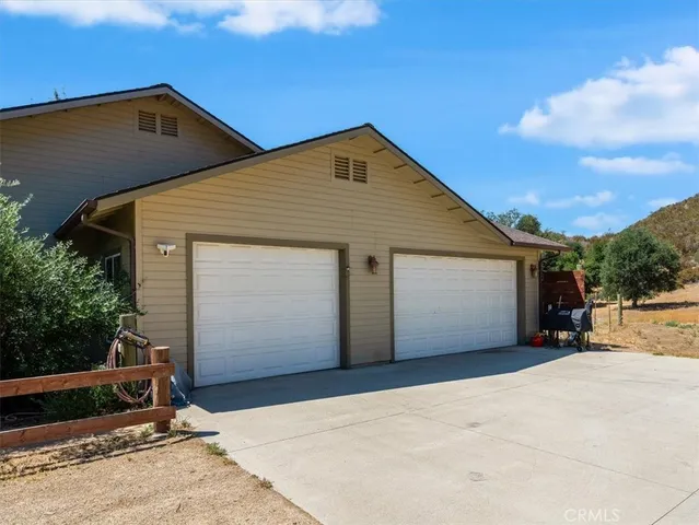 $1,099,000 | 1575 Parkhill Road, Santa Margarita, CA 93453