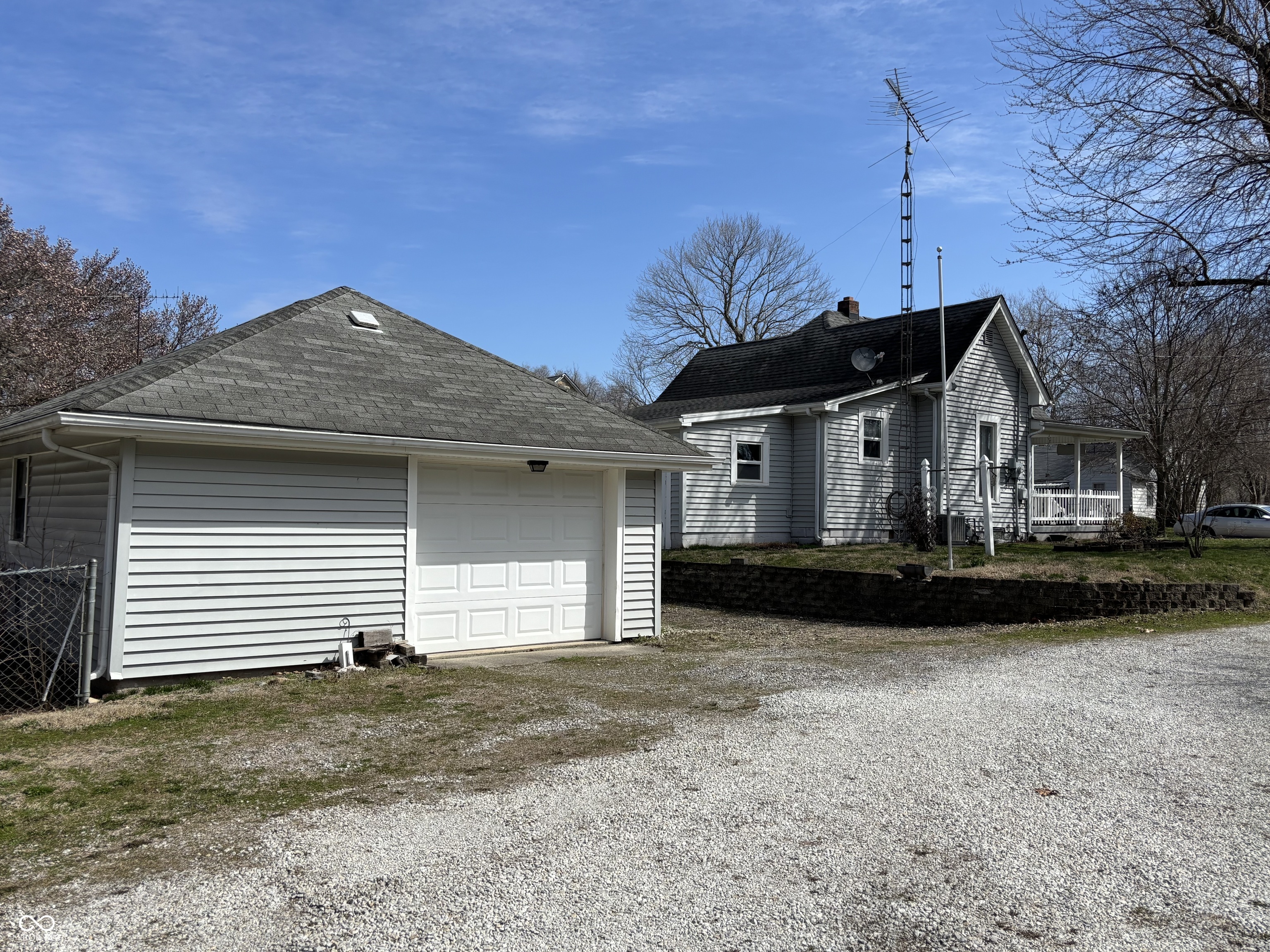 606 North Main Street Carthage, IN 46115 - Photo 2 of 23 Gallery Image 2