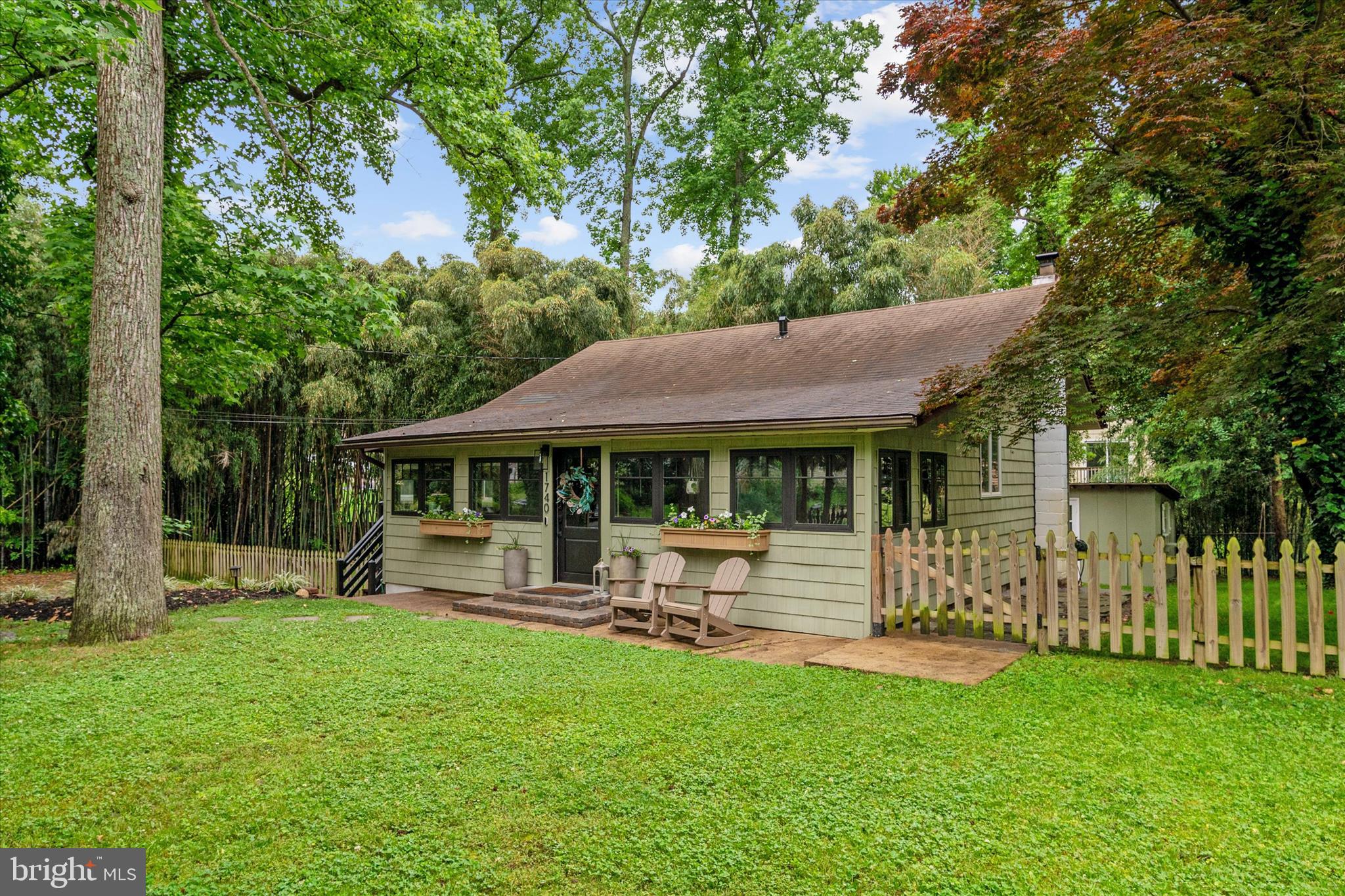 1740 Quantico Road Edgewater, MD 21037 - Photo 2 of 37