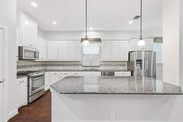 $524,999 | 1533 8th Street, Argyle, TX 76226