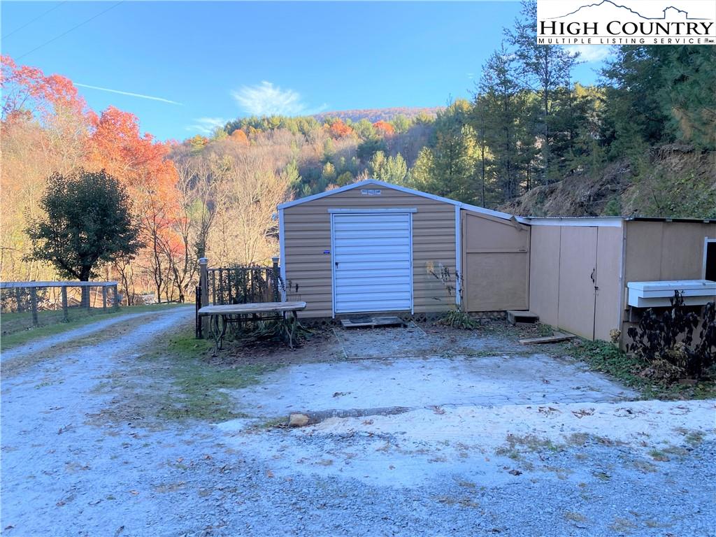 1794 Dewitt Road Sparta, NC 28675 - Photo 38 of 48 Gallery Image 38