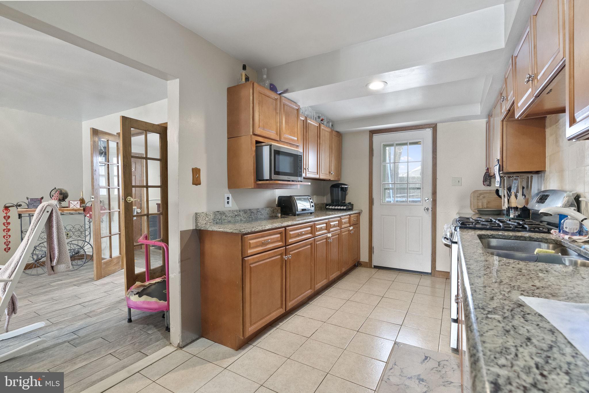 11 Rose Avenue Maple Shade, NJ 08052 - Photo 14 of 31