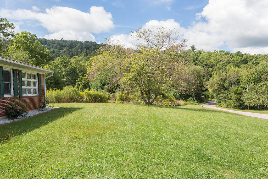 630 Burks Fork Road Southwest Willis, VA 24380 - Photo 22 of 27 DGA_8245